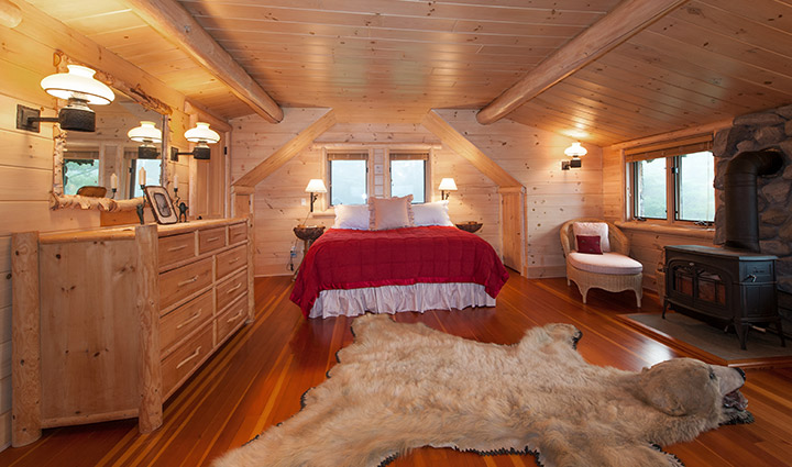 SMP Ventures Lake Kora's Gardener's Cottage Bedroom