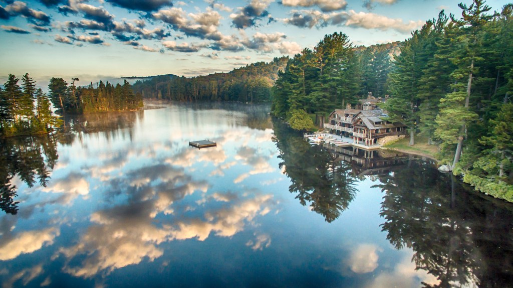 SMP Venture's Lake Kora Sky View